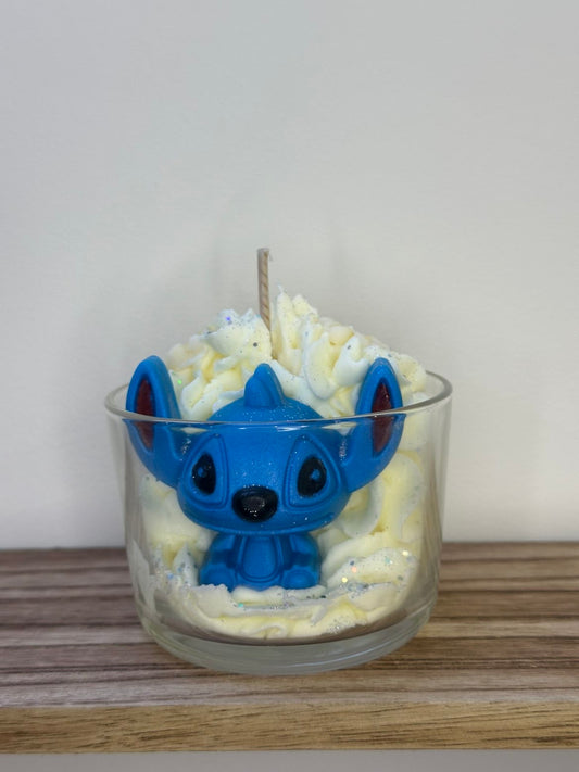 Bougie gourmande stitch senteur Fleur de coton